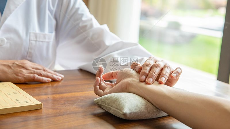 艾灸养生馆选址预算，如何精准控制成本？**